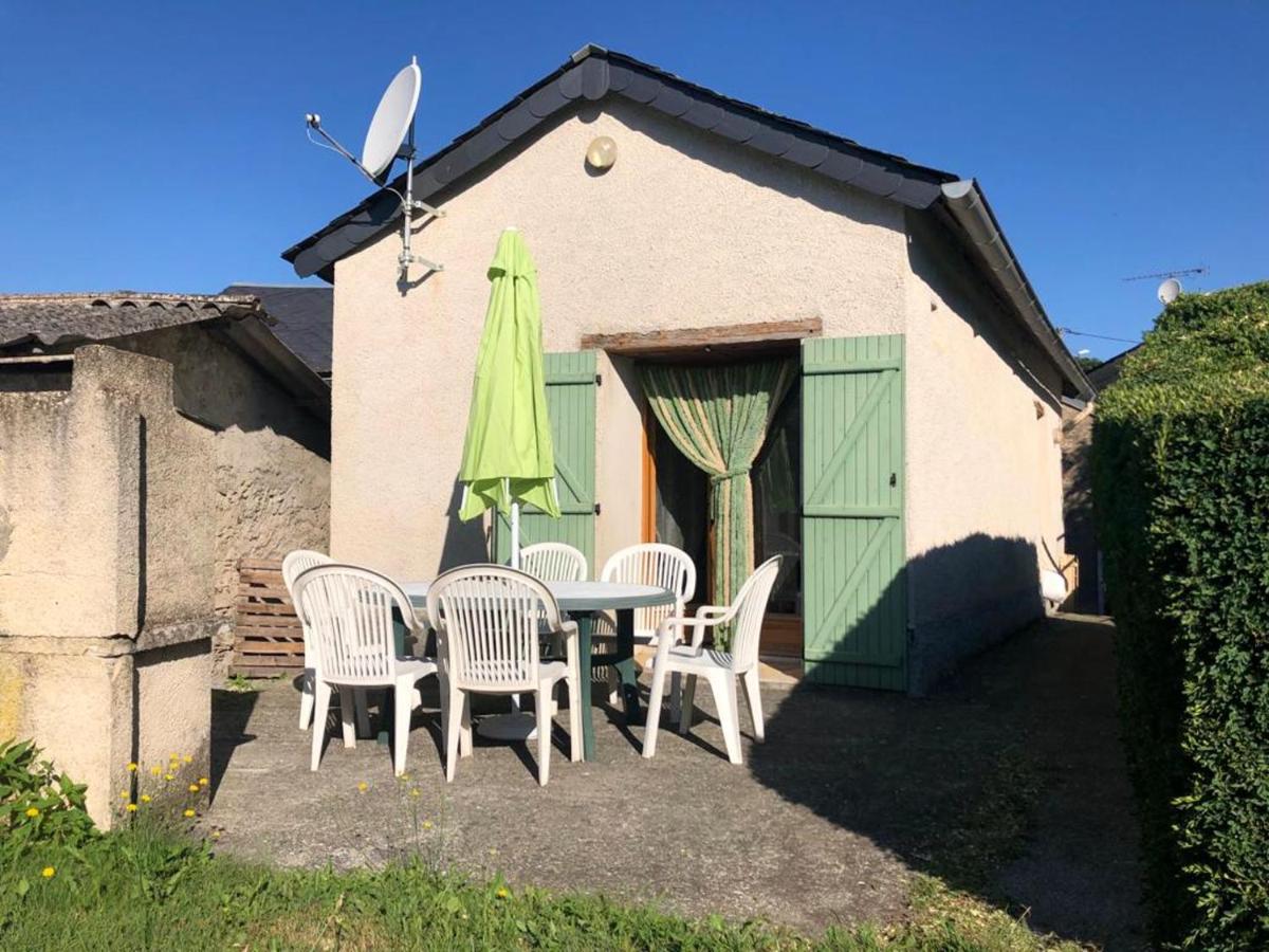 Charmante maison avec jardin a Le Masnau Massuguies - Housity