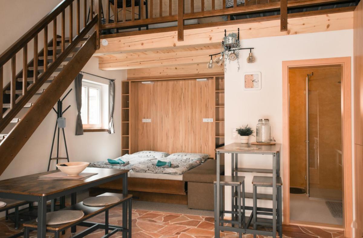 Apartmány u Kameníka - Třeboň - Housity