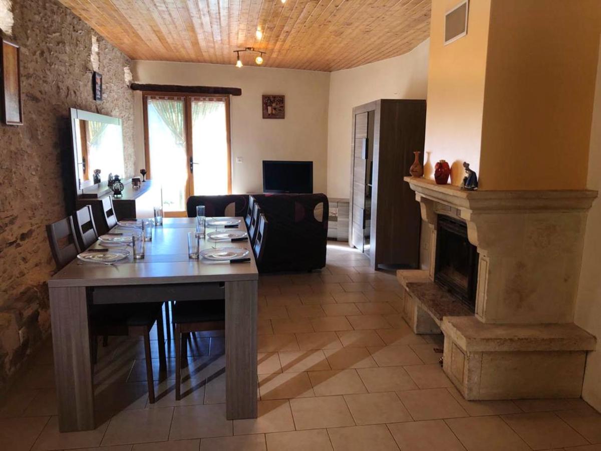 Charmante maison avec jardin a Le Masnau Massuguies - Housity