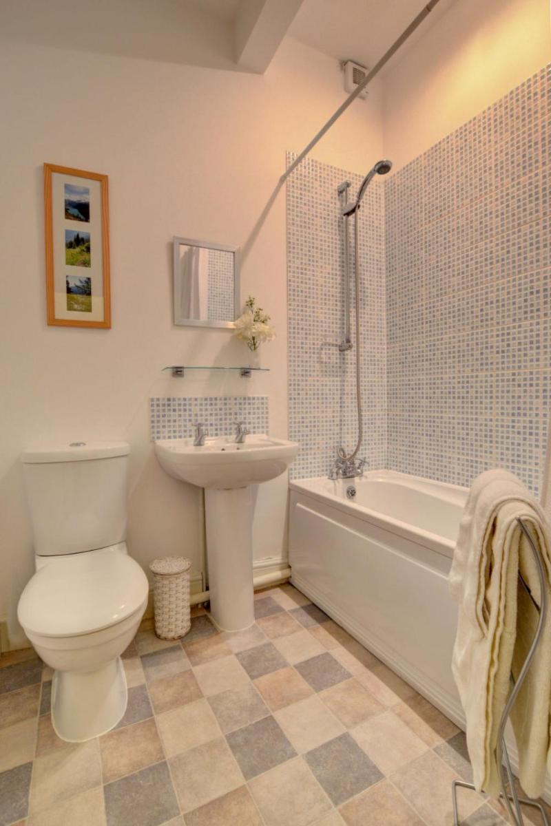 Apartment Captains by Interhome - Housity