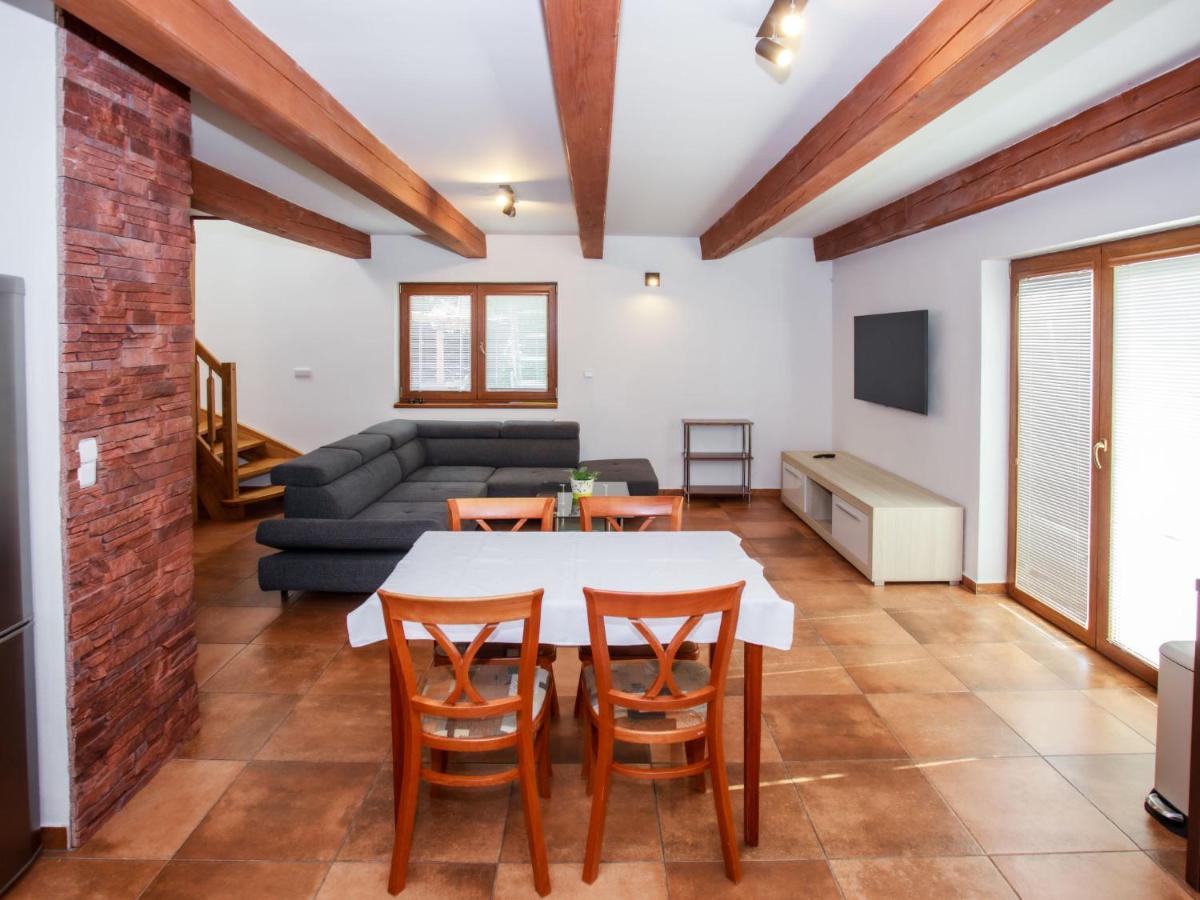 Holiday Home Dehtáře by Interhome - Housity