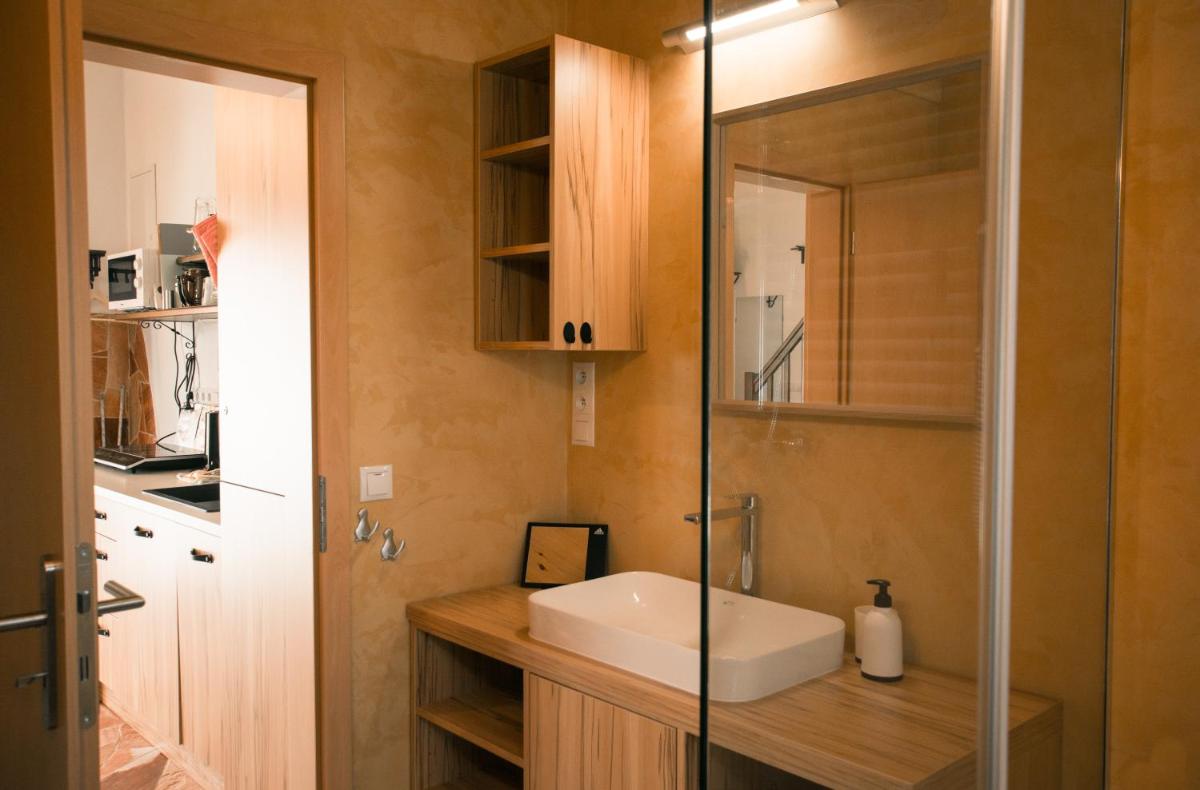 Apartmány u Kameníka - Třeboň - Housity