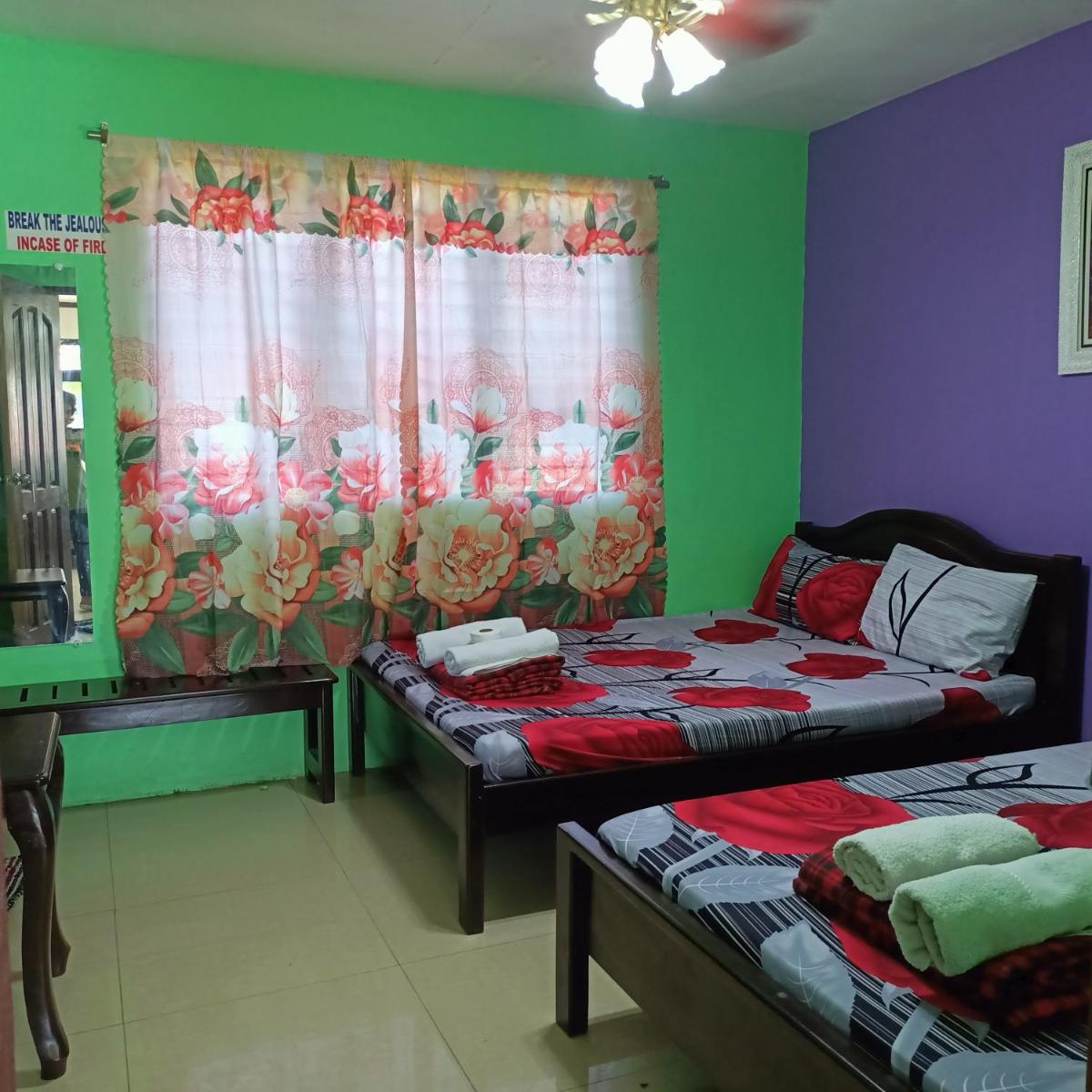 Dahilayan Pension House and Dormitory - Housity