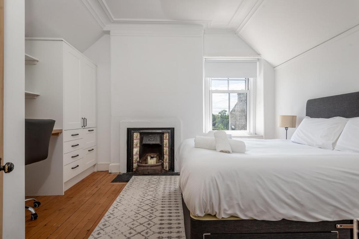 Oakwood House - Sleeps 6 - St Andrews - Housity