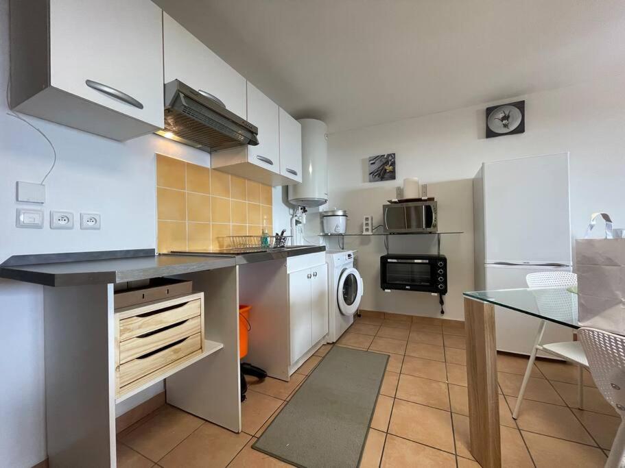 Immense StuDio 51 jusqu'à 4 personnes avec vue mer - Housity