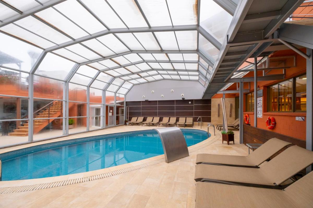 Piscina en o cerca de Rosamar & Spa 4*s