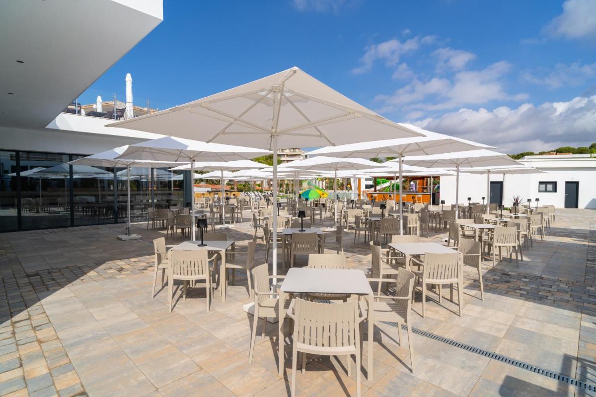 Un restaurante o sitio para comer en Alannia Salou