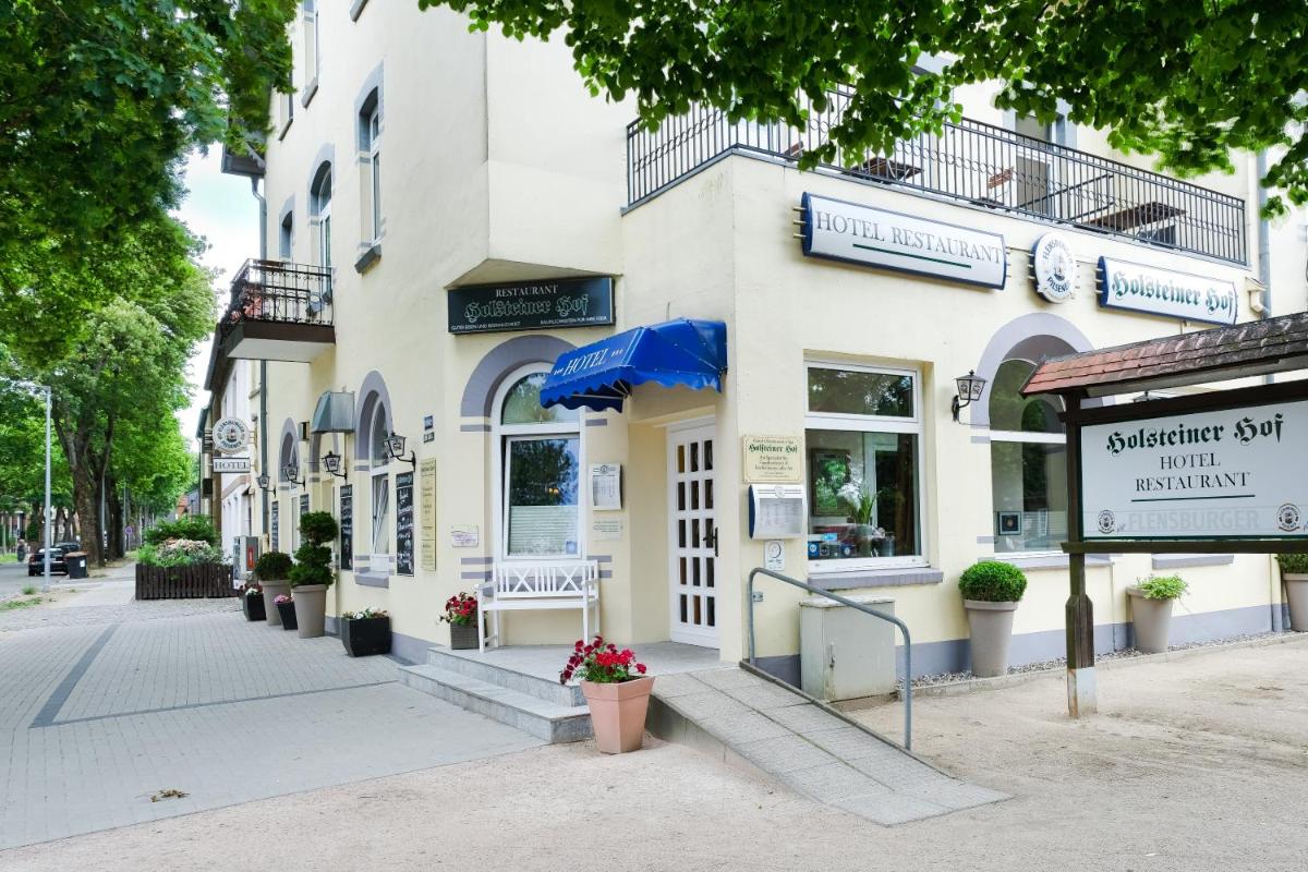 Hotel-Restaurant Holsteiner Hof - Housity