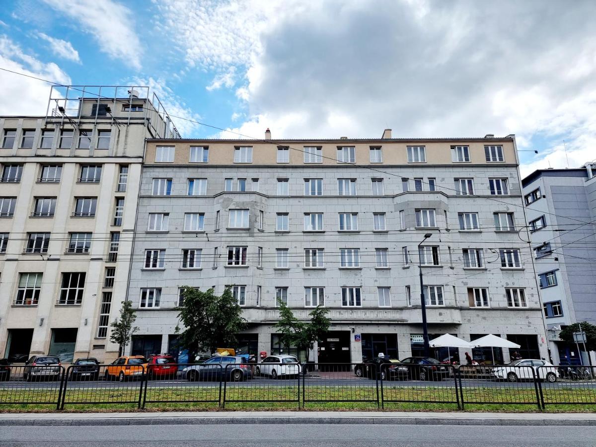 Noclegi Stadion - Housity