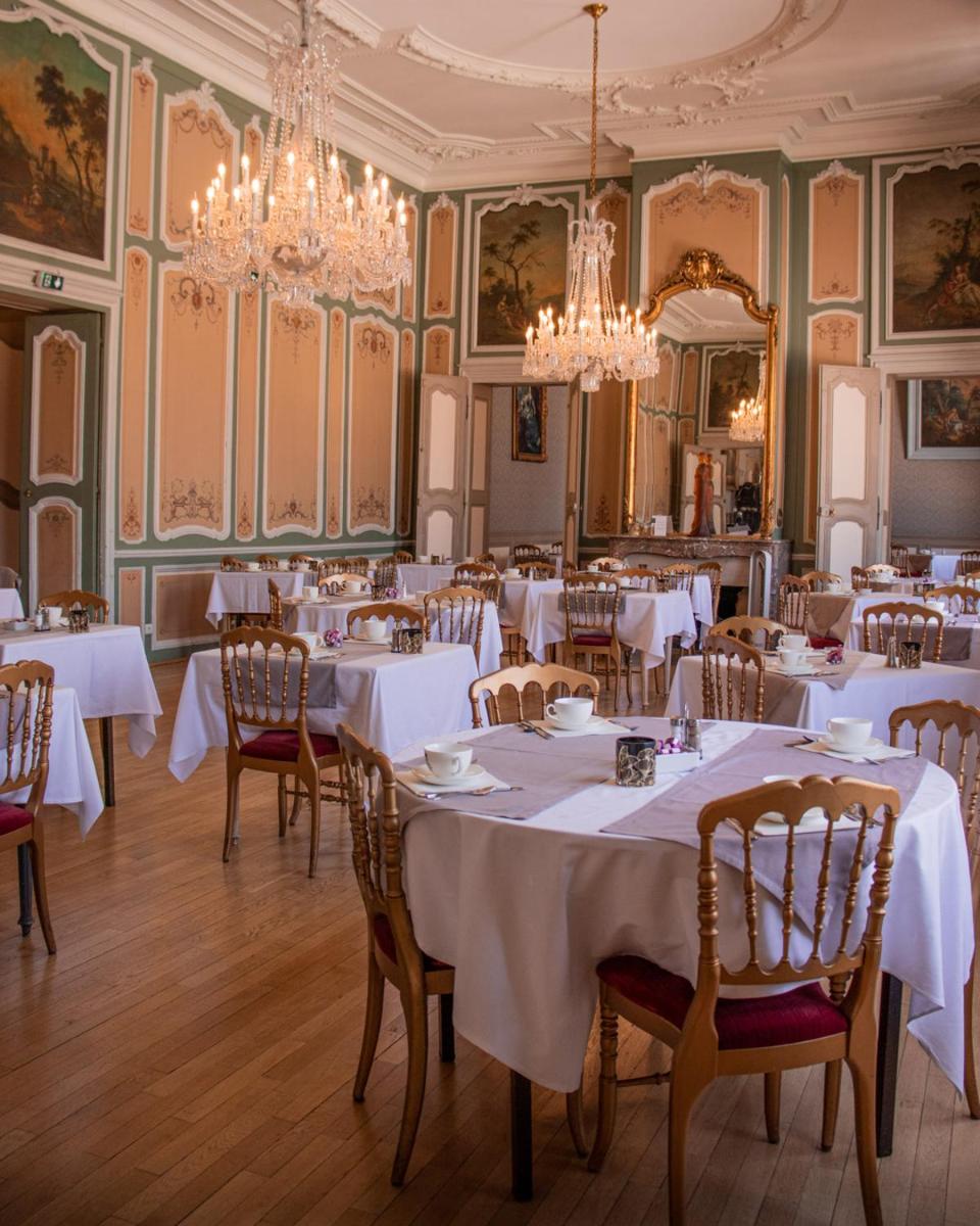 Grand Hotel De La Reine - Place Stanislas - Housity