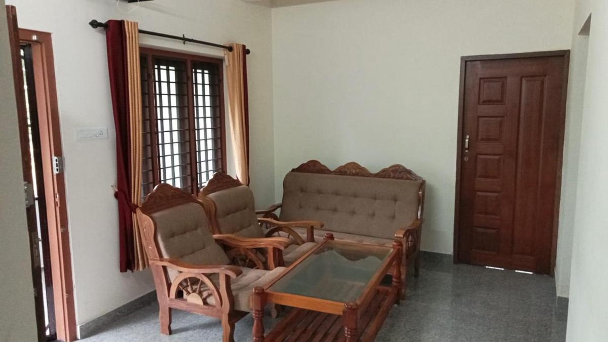 Suitetrails - Tejus Home Stay