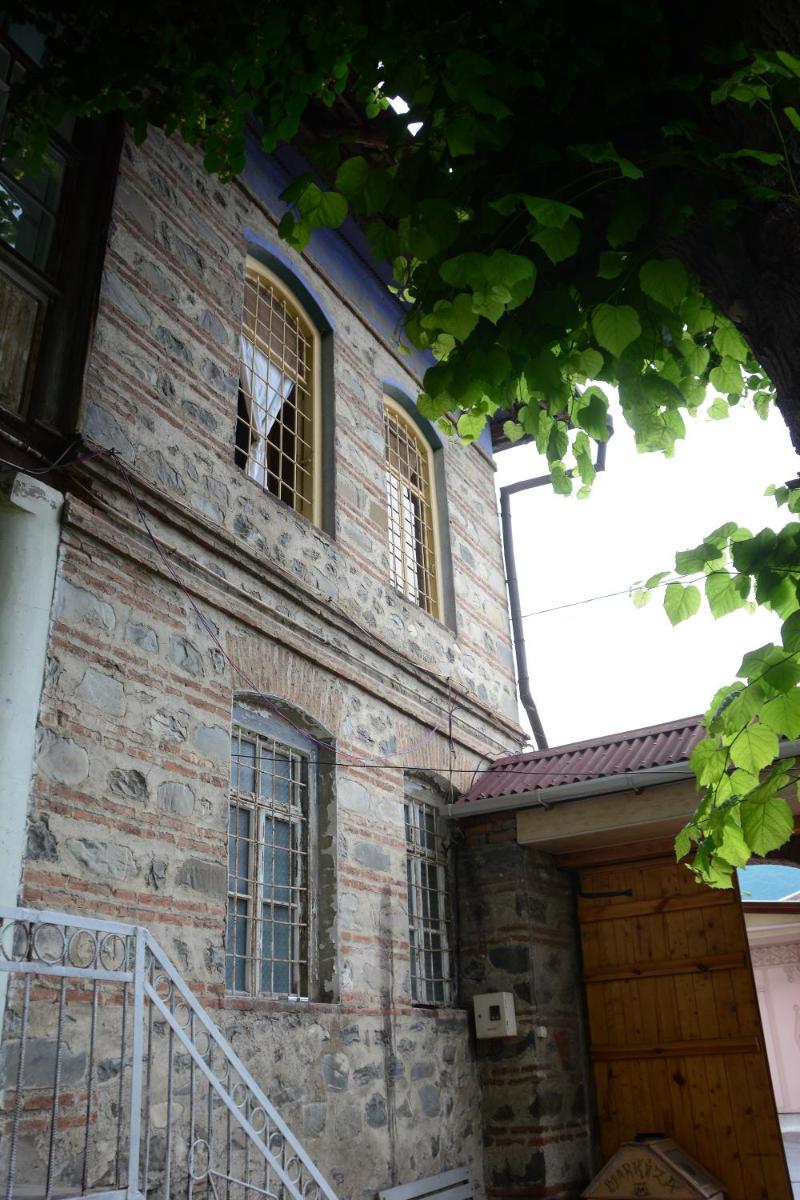 Ali Ancient House 555 - Housity