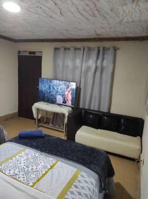 Suitetrails - CASA MUY CONFORTABLE EN ZAMORA CHINCHIPE