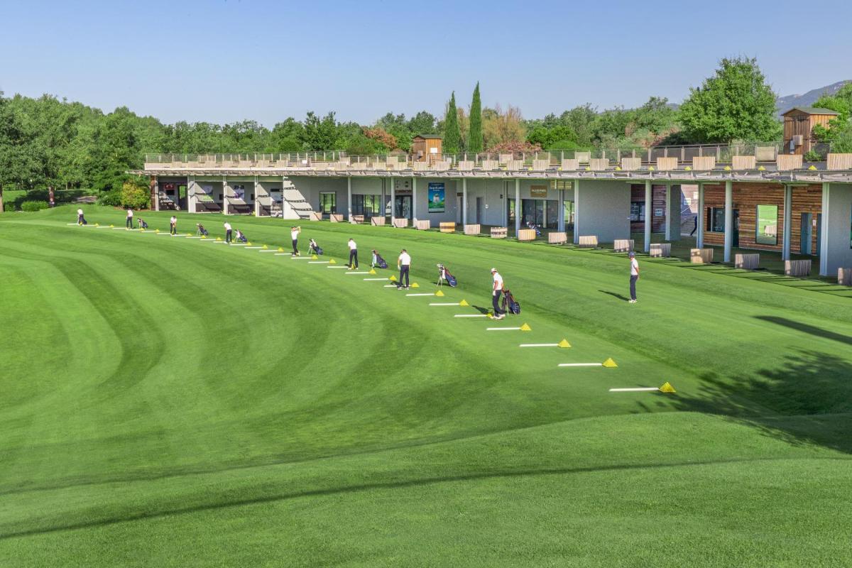 Golf sur le terrain de l'hôtel ou à proximité