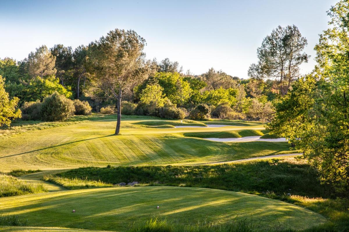 Golf sur le terrain de l'hôtel ou à proximité