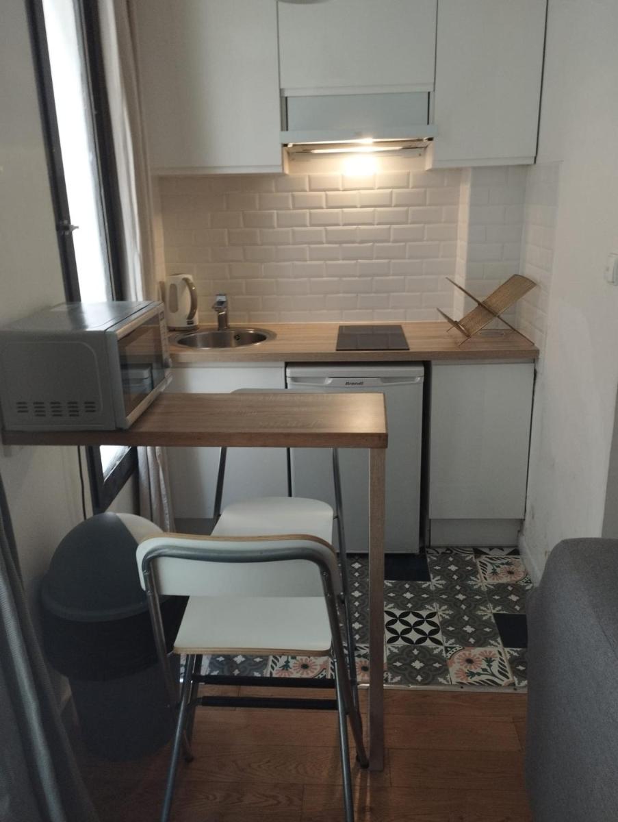 Studio Paris 11 calme quartier central, animé, proche metro - Housity