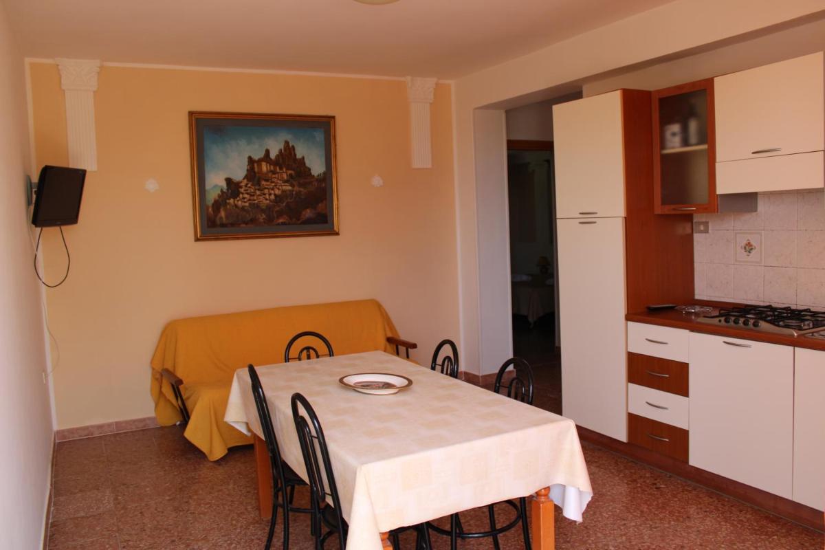 B&B Il Giardino Delle Meraviglie - Housity