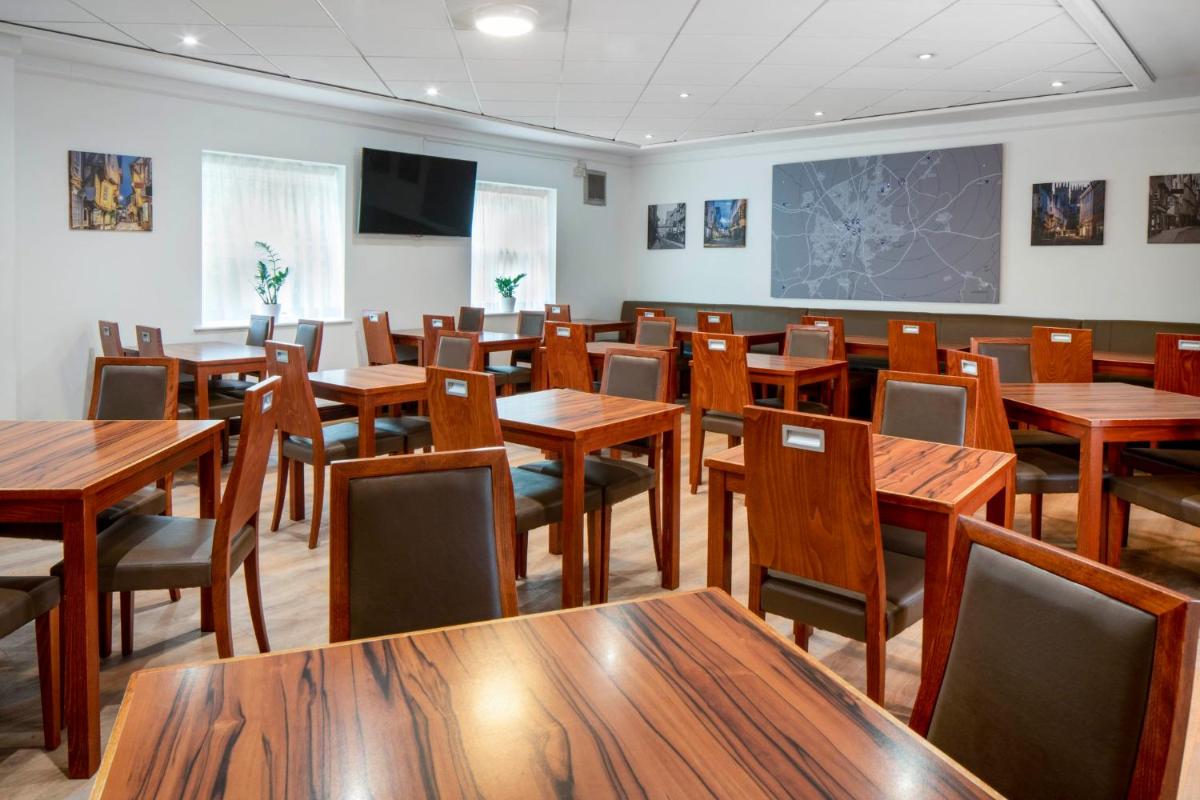 Holiday Inn Express York, an IHG Hotel - Housity