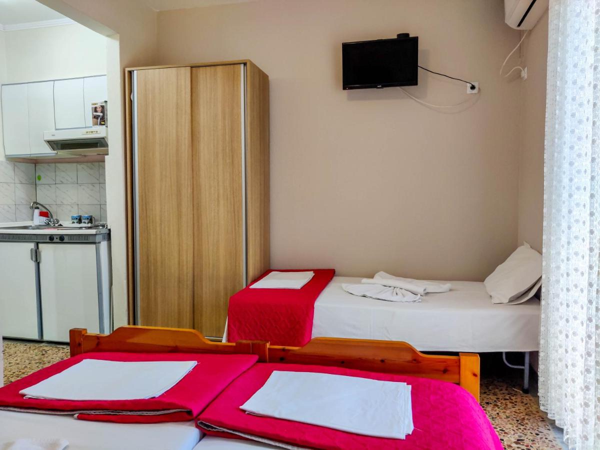 Patra Rooms Skala Prinou - Housity