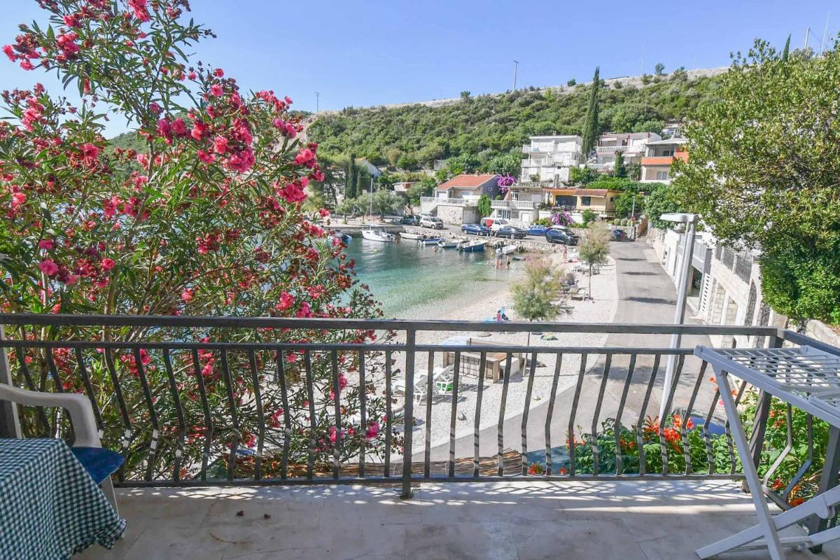 Apartmani Dora - Housity