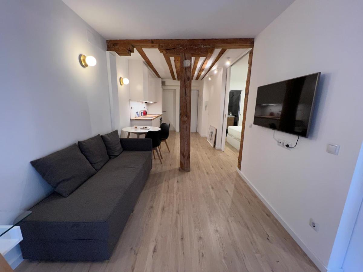 Madrid City Center NEW Design WIFI Apartment - Housity