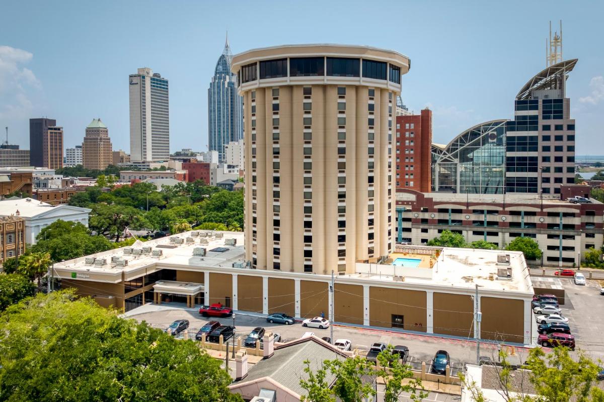Holiday Inn Mobile Downtown Historic District, an IHG Hotel - Housity