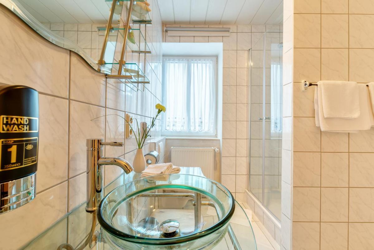 Moselhotel Ludwigs - Housity