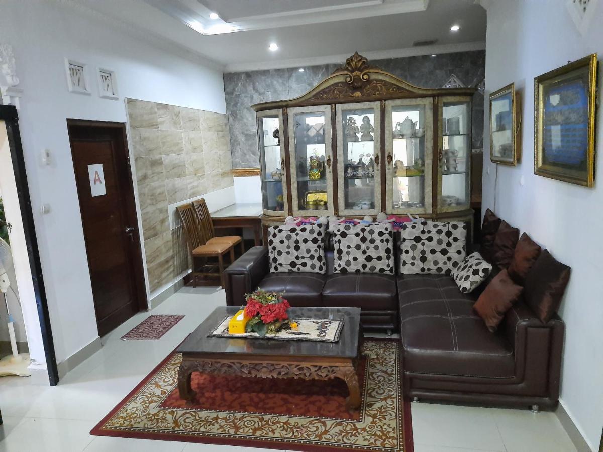 De Ernie Guesthouse - Housity