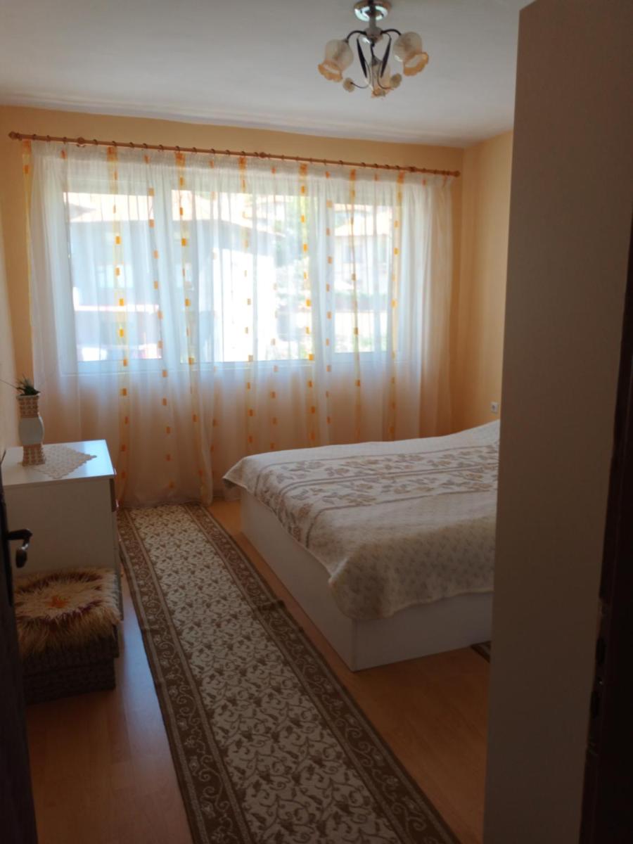 Dafni Apartment - Housity