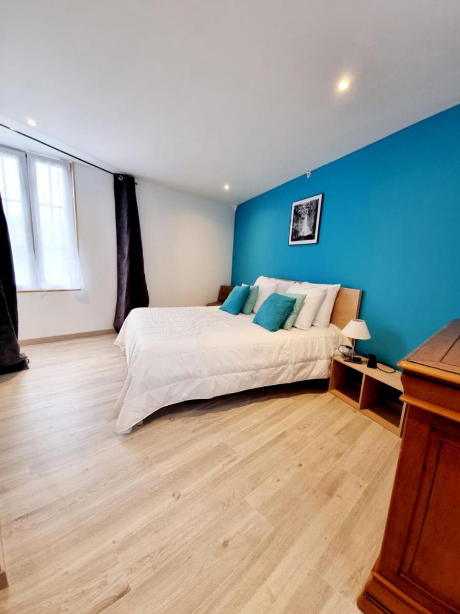 Gîte des Portes de Paris - Loft 6 pers centre-ville Crépy en Valois - Housity