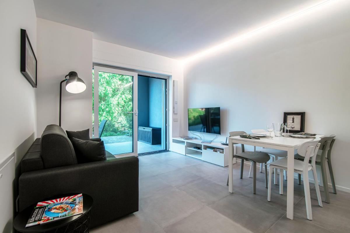 My Venini - by MyHomeInComo - Housity