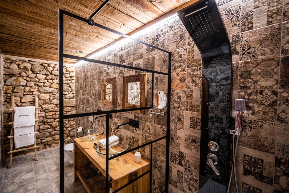 HOTEL SOMNIFABRIK - Housity
