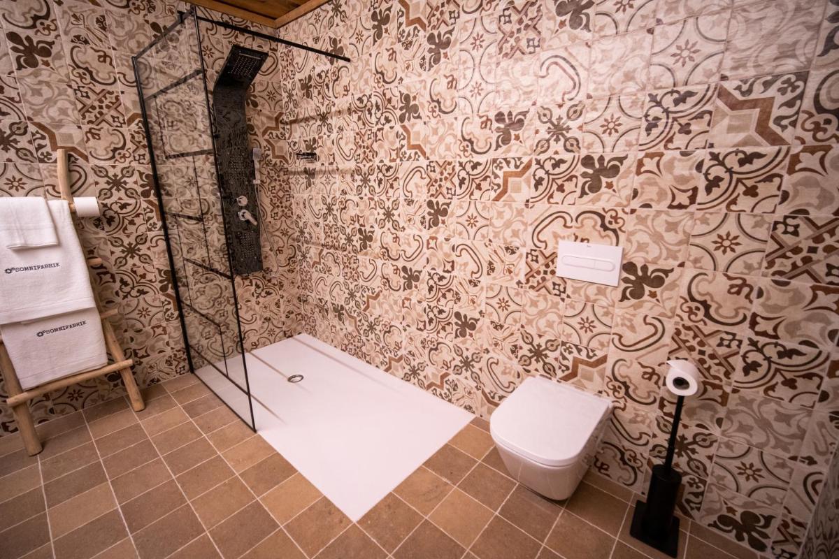 Un baño de HOTEL SOMNIFABRIK