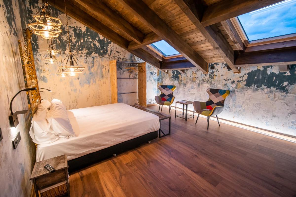 HOTEL SOMNIFABRIK - Housity