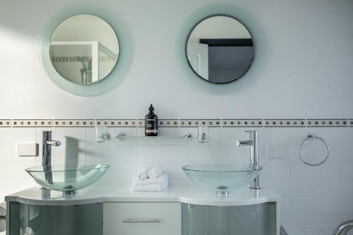 Waterview - Freycinet Holiday Houses - Housity