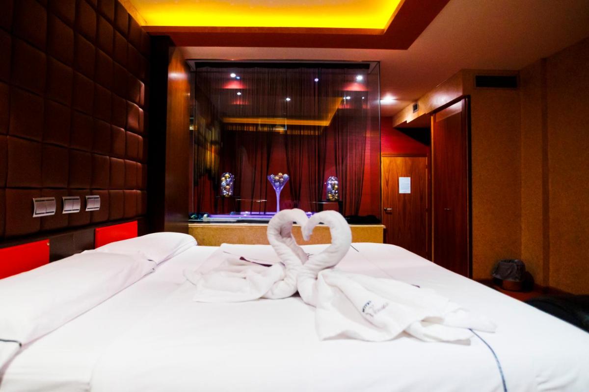 Motel Venus Valladolid - Housity