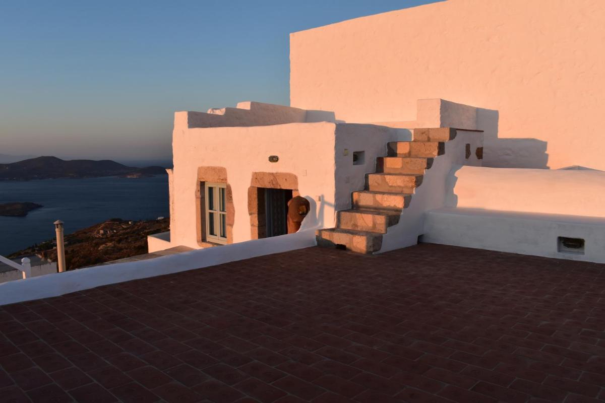 Suitetrails - The Azero Patmos in Chora