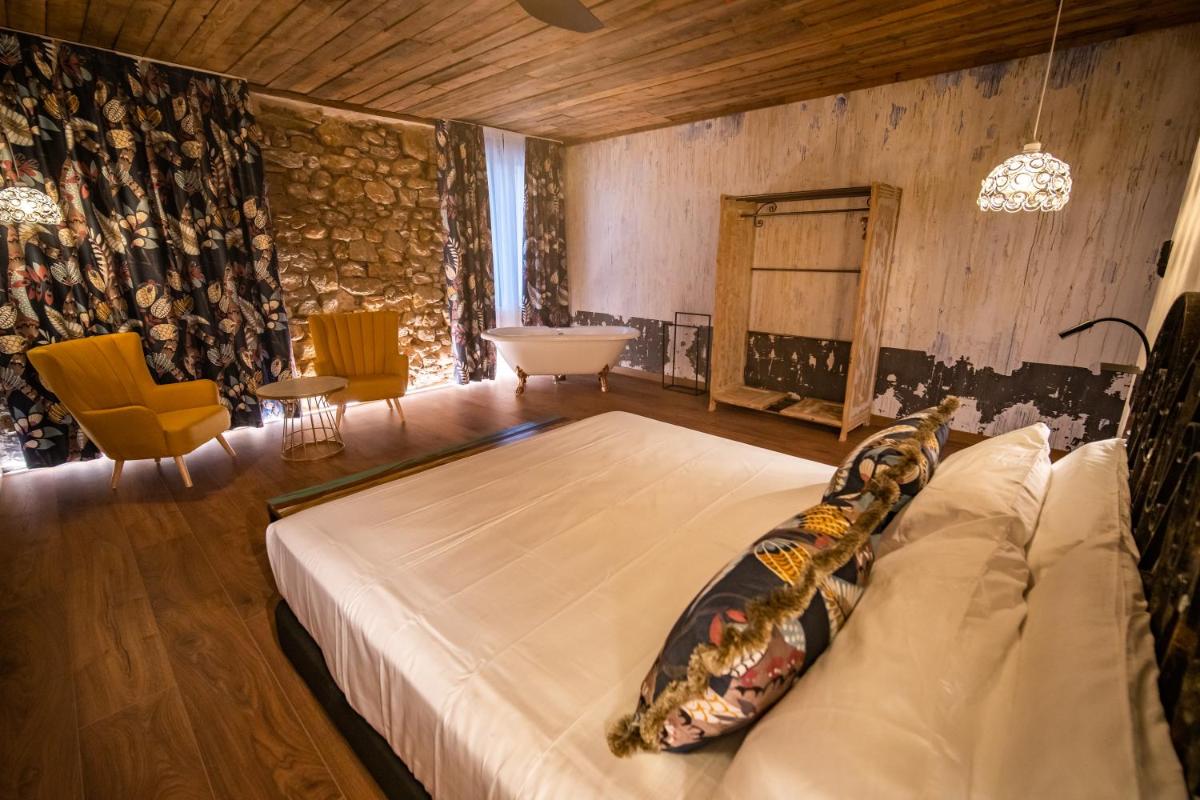 Cama o camas de una habitación en HOTEL SOMNIFABRIK