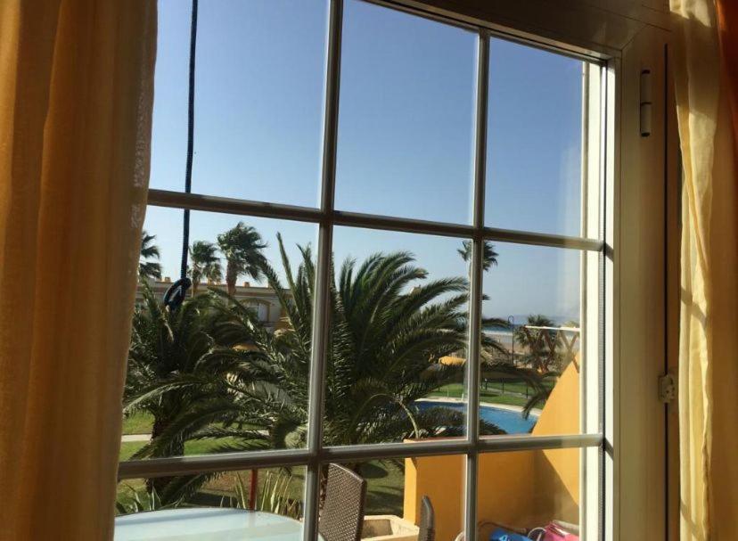 APARTAMENTO EN TARIFA A PIE DE PLAYA - Housity