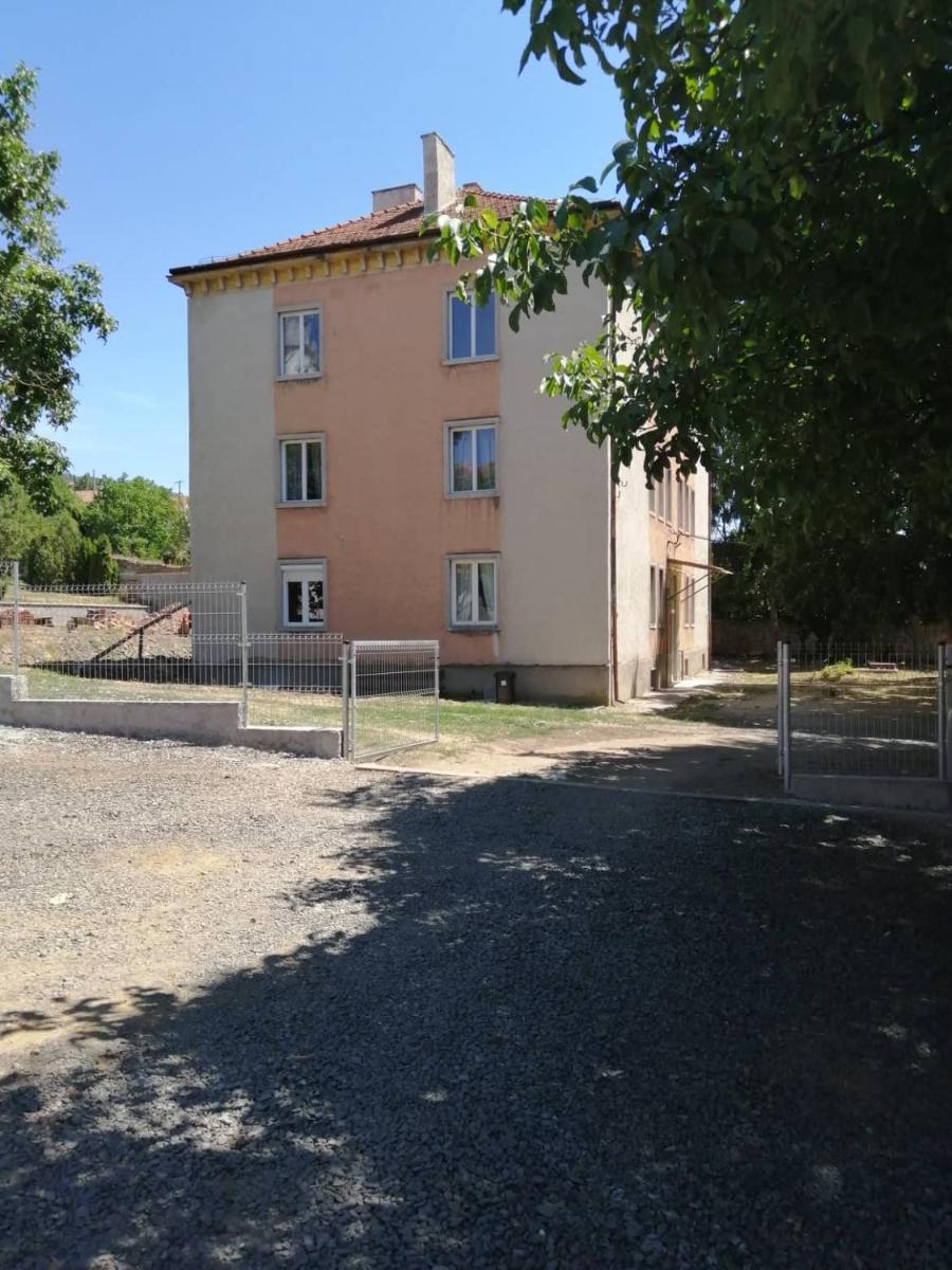 Tarcal Apartman - Housity
