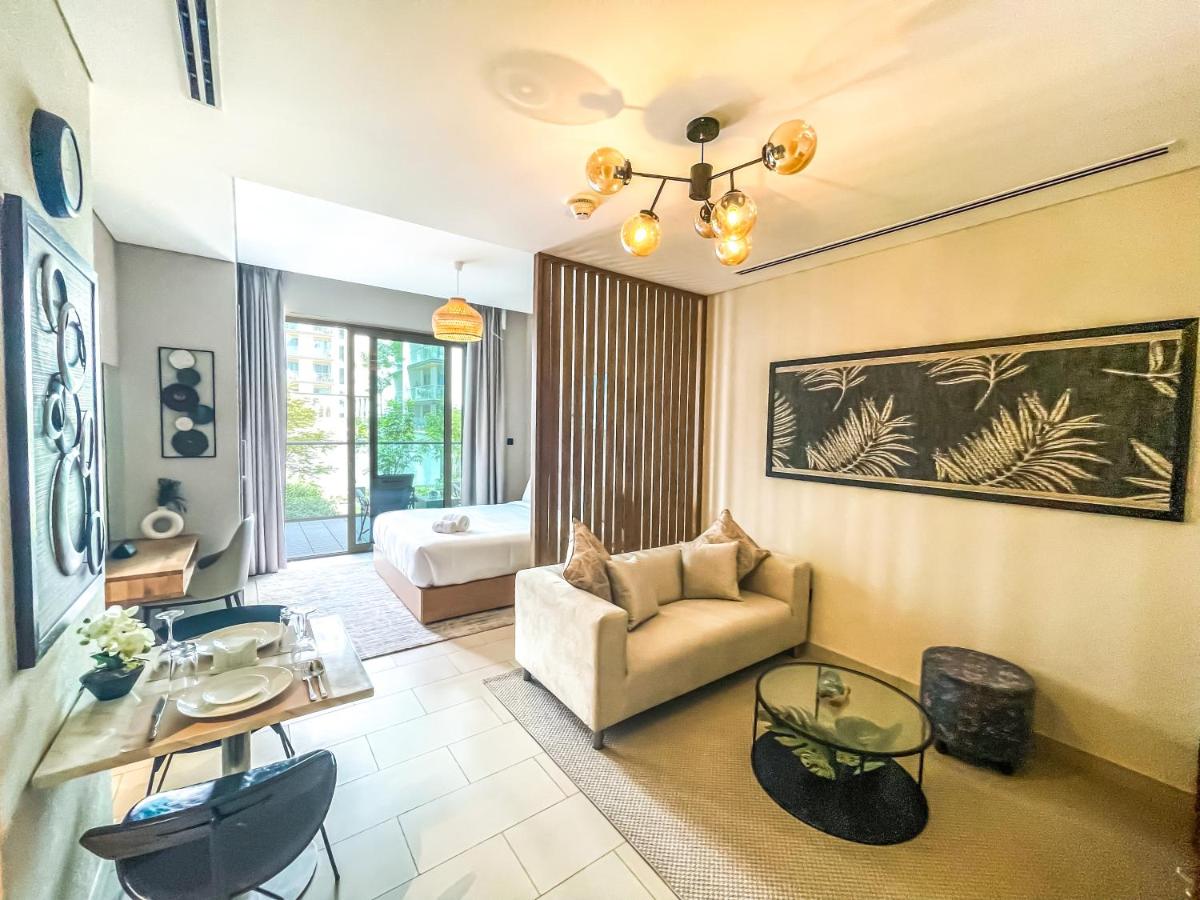 STAY BY LATINEM Luxury Studio Holiday Home G6-6103 near Burj Khalifa - Housity