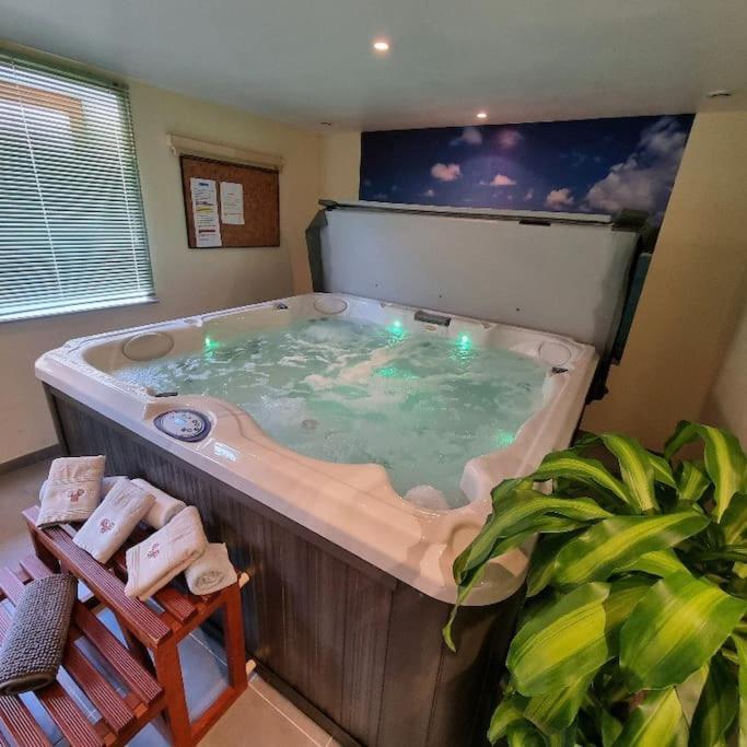 Gite Eglantine 2 à 6 personnes avec SPA et salle de jeux dans la résidence - Housity