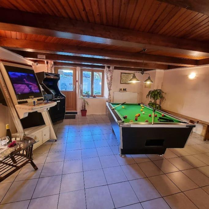 Gite Eglantine 2 à 6 personnes avec SPA et salle de jeux dans la résidence - Housity