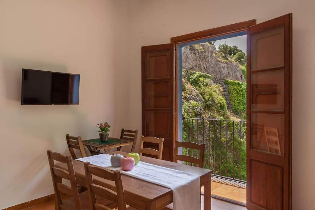 Alojamiento rural L'Avellà Nº3 - Housity