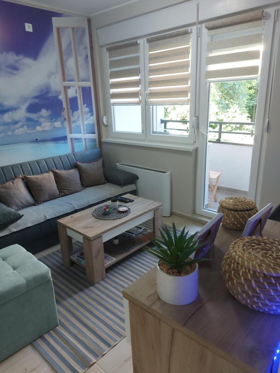 # Espresso 2 Apartman sa garazom - Housity