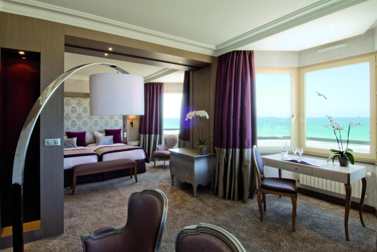 Un ou plusieurs lits dans un hébergement de l'établissement Grand Hôtel Des Thermes