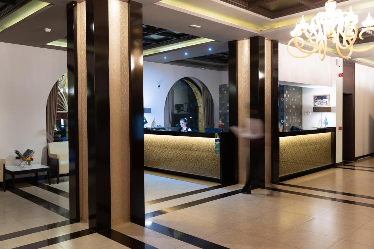 Hotel Dukagjini - Housity