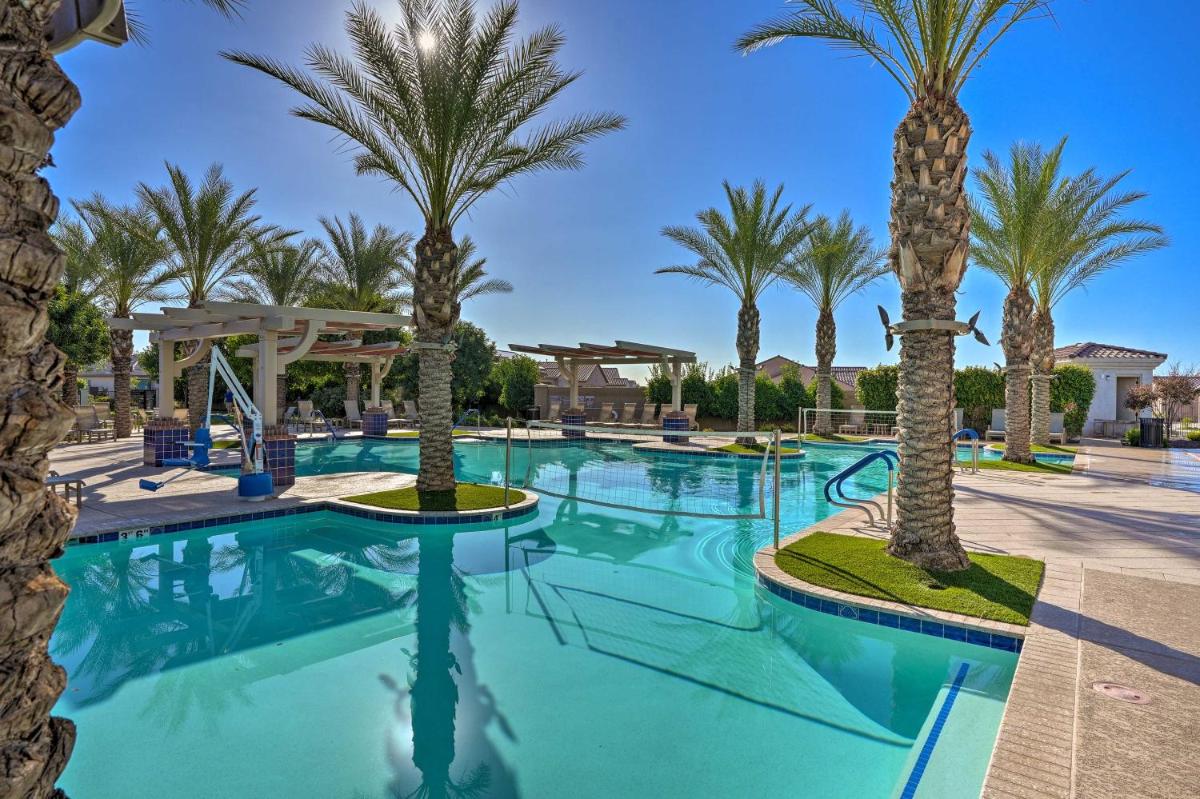 PebbleCreek Villa with Oasis Pool and Golf Course - Housity
