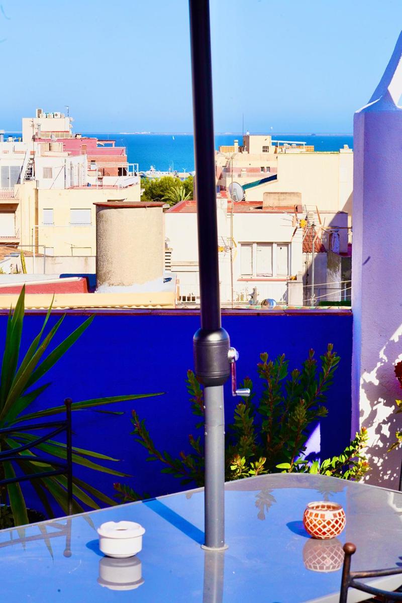 Suitetrails - Beau duplex plus terrasse vu sur la mer en centre ville