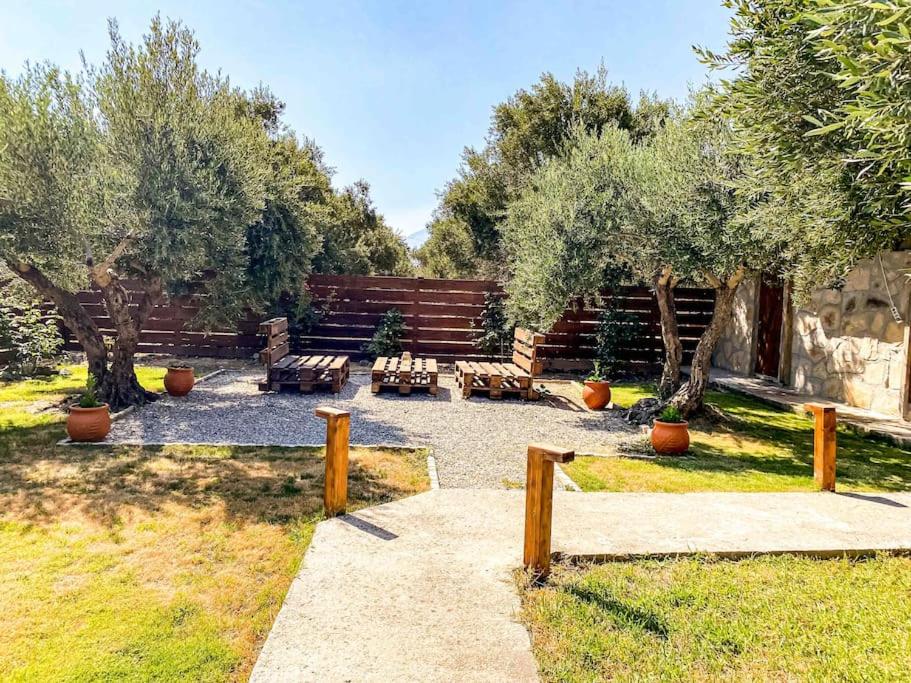 Oliviera - House in Nature - Housity